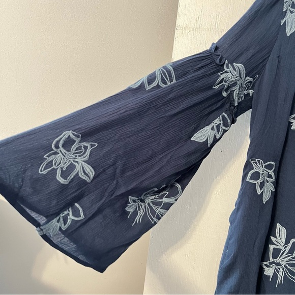 Lost + Wander Boho Floral Embroidered Swim Tunic Dress Médium - Picture 4 of 12